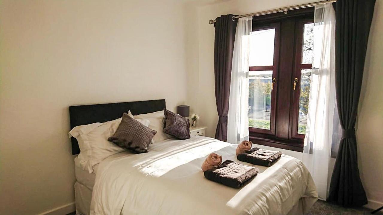 Carnock Road Apartment - Silverburn Shopping Centre Glasgow Ngoại thất bức ảnh
