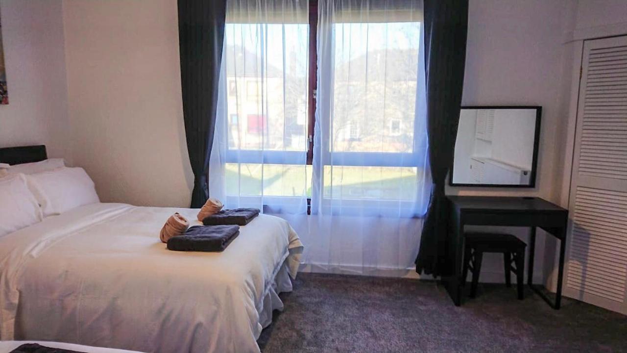 Carnock Road Apartment - Silverburn Shopping Centre Glasgow Ngoại thất bức ảnh