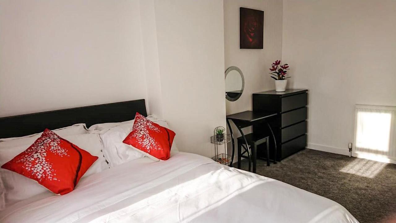 Carnock Road Apartment - Silverburn Shopping Centre Glasgow Ngoại thất bức ảnh
