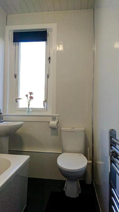 Carnock Road Apartment - Silverburn Shopping Centre Glasgow Ngoại thất bức ảnh