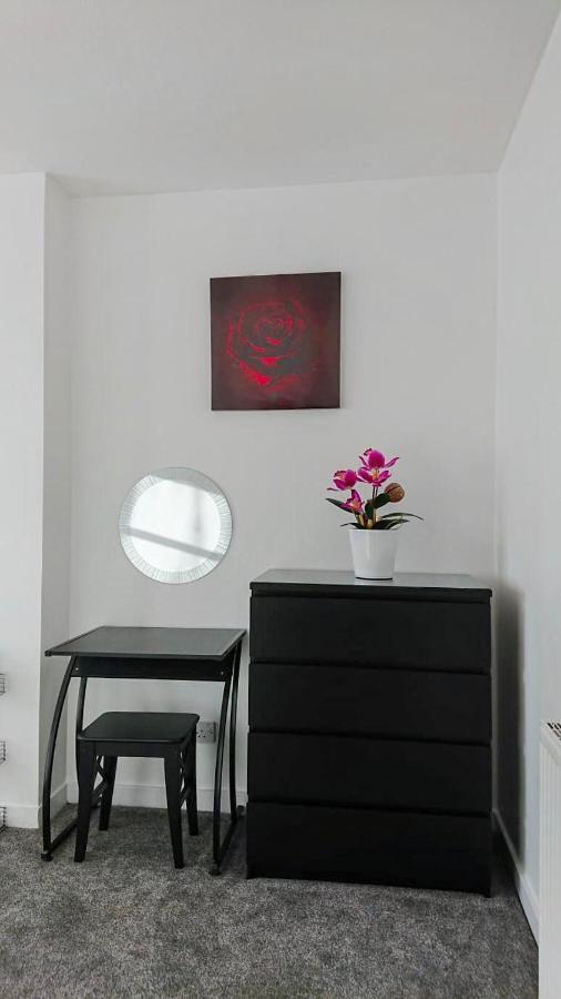 Carnock Road Apartment - Silverburn Shopping Centre Glasgow Ngoại thất bức ảnh